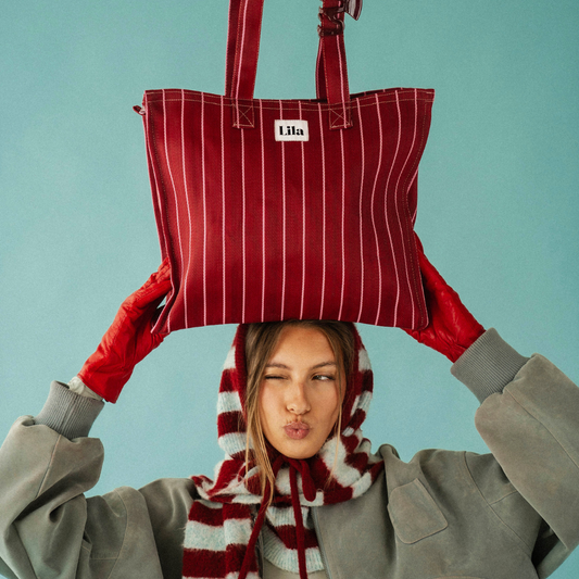 Tote de nailon reciclado - Rayas burdeos