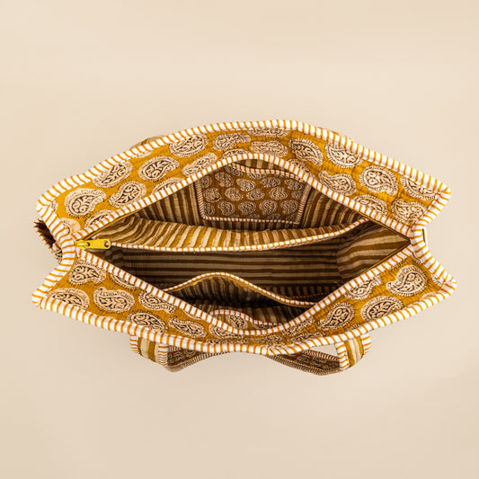 Tote organizado - Verano - Incluye neceser - No.4